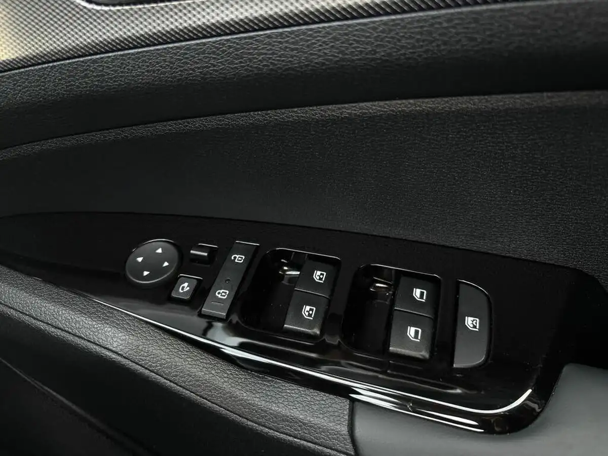 2024-kia-sportage-16-t-gdi-3-157bhp-48v-big-17