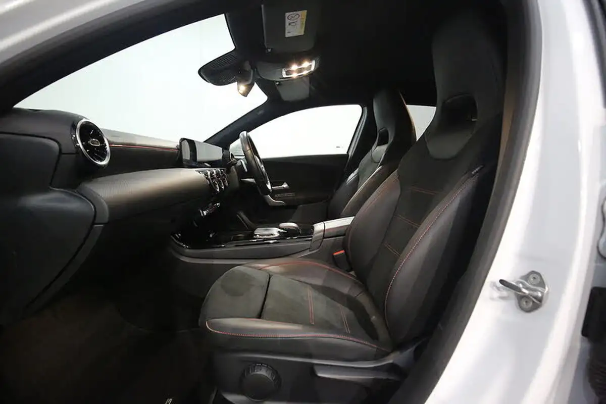 2021-mercedes-benz-a-class-13-a180-amg-line-executive-hatchback-5d-7g-dct-big-18
