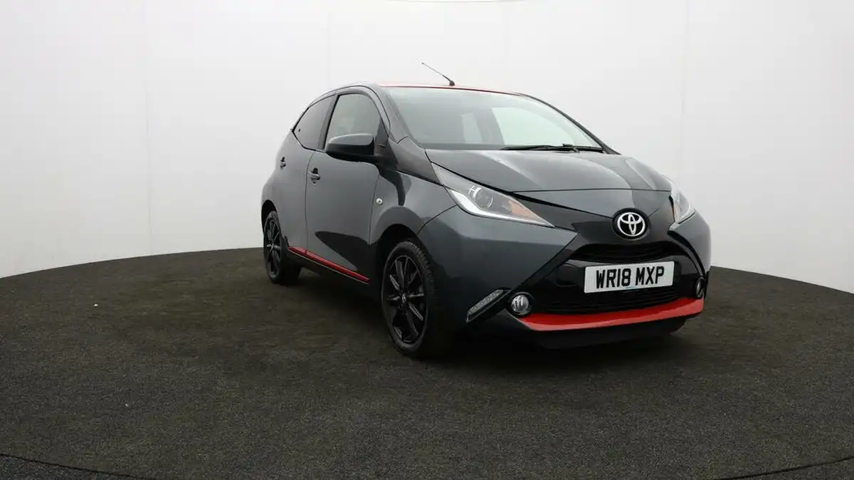 2018-toyota-aygo-10-vvt-i-x-press-71bhp-big-40