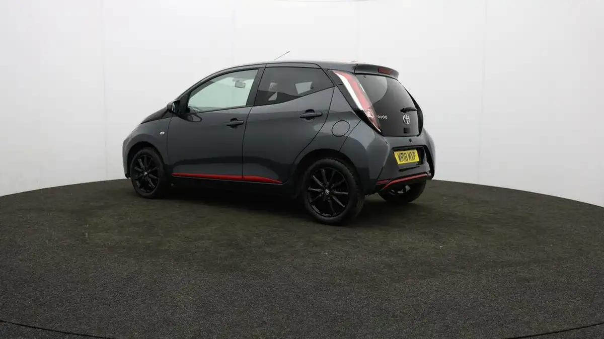 2018-toyota-aygo-10-vvt-i-x-press-71bhp-big-64