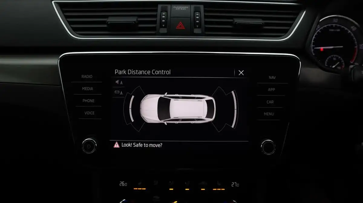 2020-skoda-superb-20tdi-se-l-150ps-estate-dsg-big-23