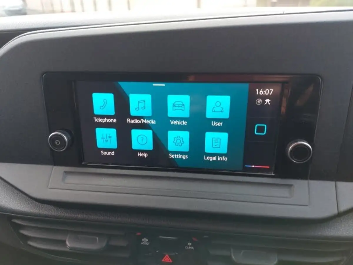 2021-volkswagen-caddy-20tdi-c20-cargo-commerce-plus-102pseu6d-big-15