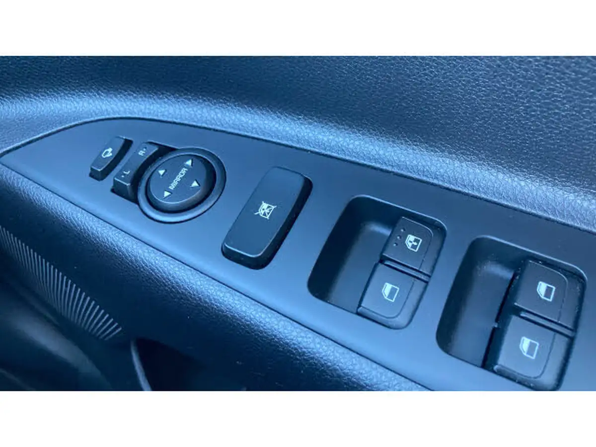 2020-kia-rio-125-2-big-20