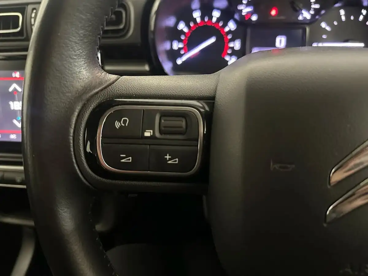 2020-citroen-c3-12-puretech-flair-83ps-big-29