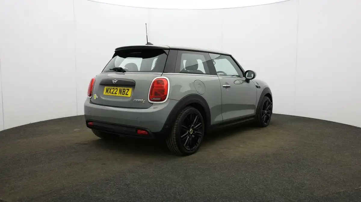 2022-mini-cooper-e-cooper-s-2-big-50