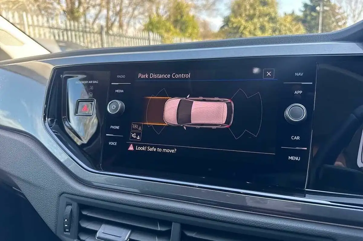 2023-volkswagen-polo-10-tsi-style-big-29