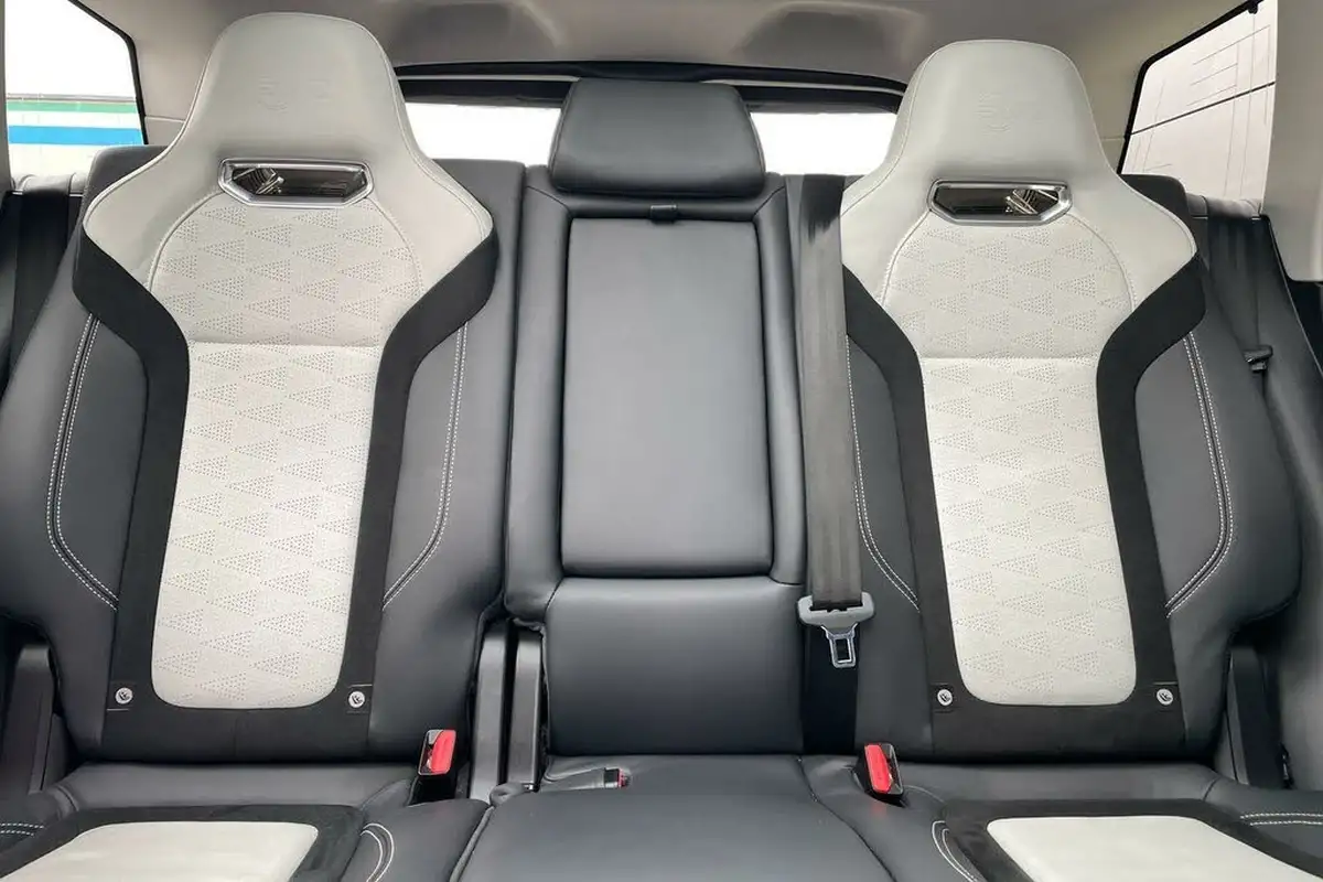 2022-land-rover-range-rover-sport-50-v8-p575-svr-big-43