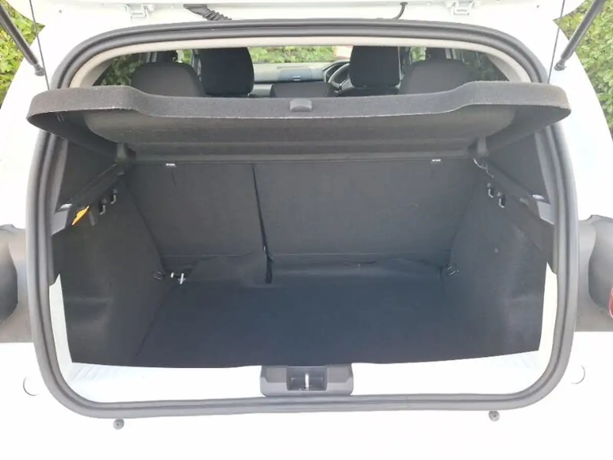 2021-dacia-sandero-stepway-10-tce-essential-90bhp-big-7