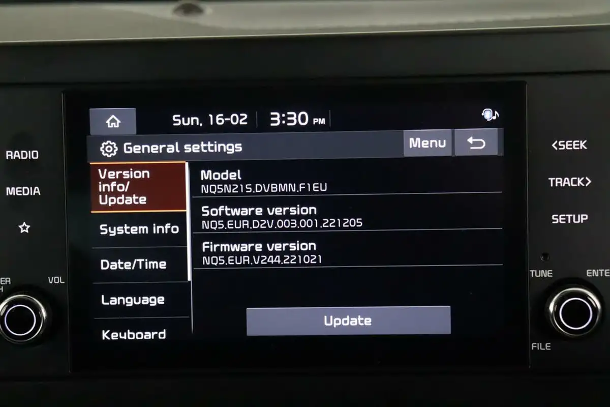 2023-kia-sportage-16-t-gdi-2-148bhp-big-32
