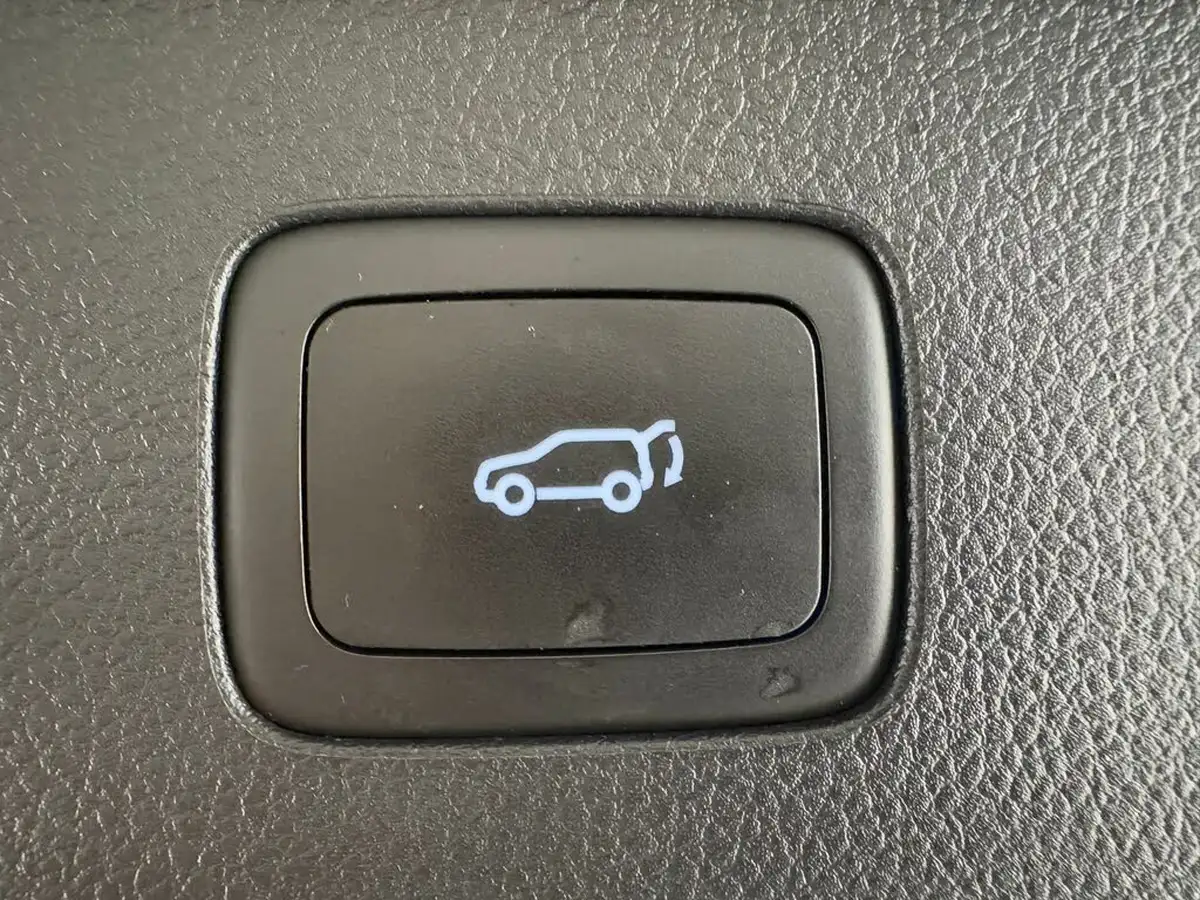 2022-mg-hs-15t-gdi-exclusive-258ps-plug-in-hybrid-auto-big-40