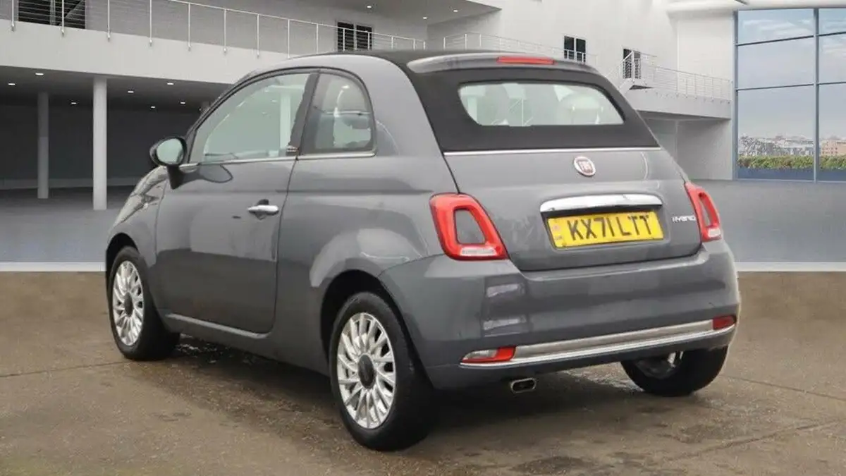2021-fiat-500c-10-dolcevita-big-2