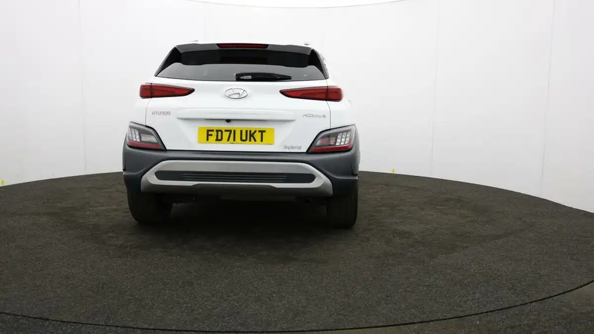 2022-hyundai-kona-16-gdi-premium-big-5