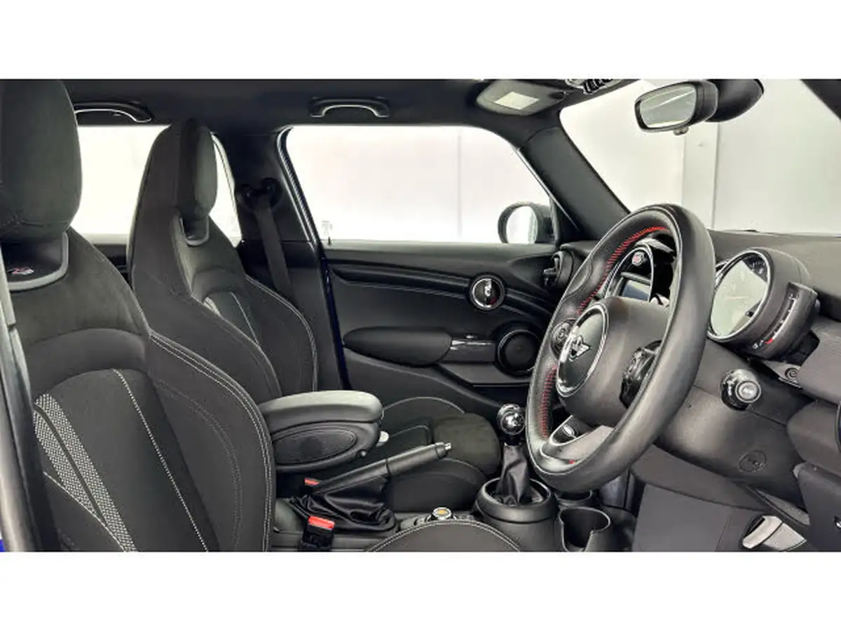 2019-mini-cooper-15-cooper-sport-hatchback-5d-big-10