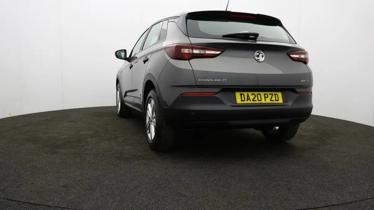 2020-vauxhall-grandland-x-12-se-big-22