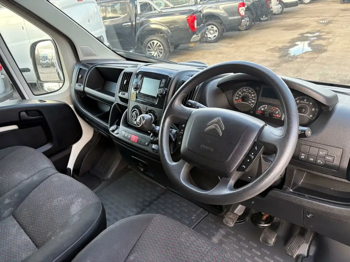 2021-citroen-relay-22bluehdi-35-l2h2-enterprise-140eu6dt-big-18