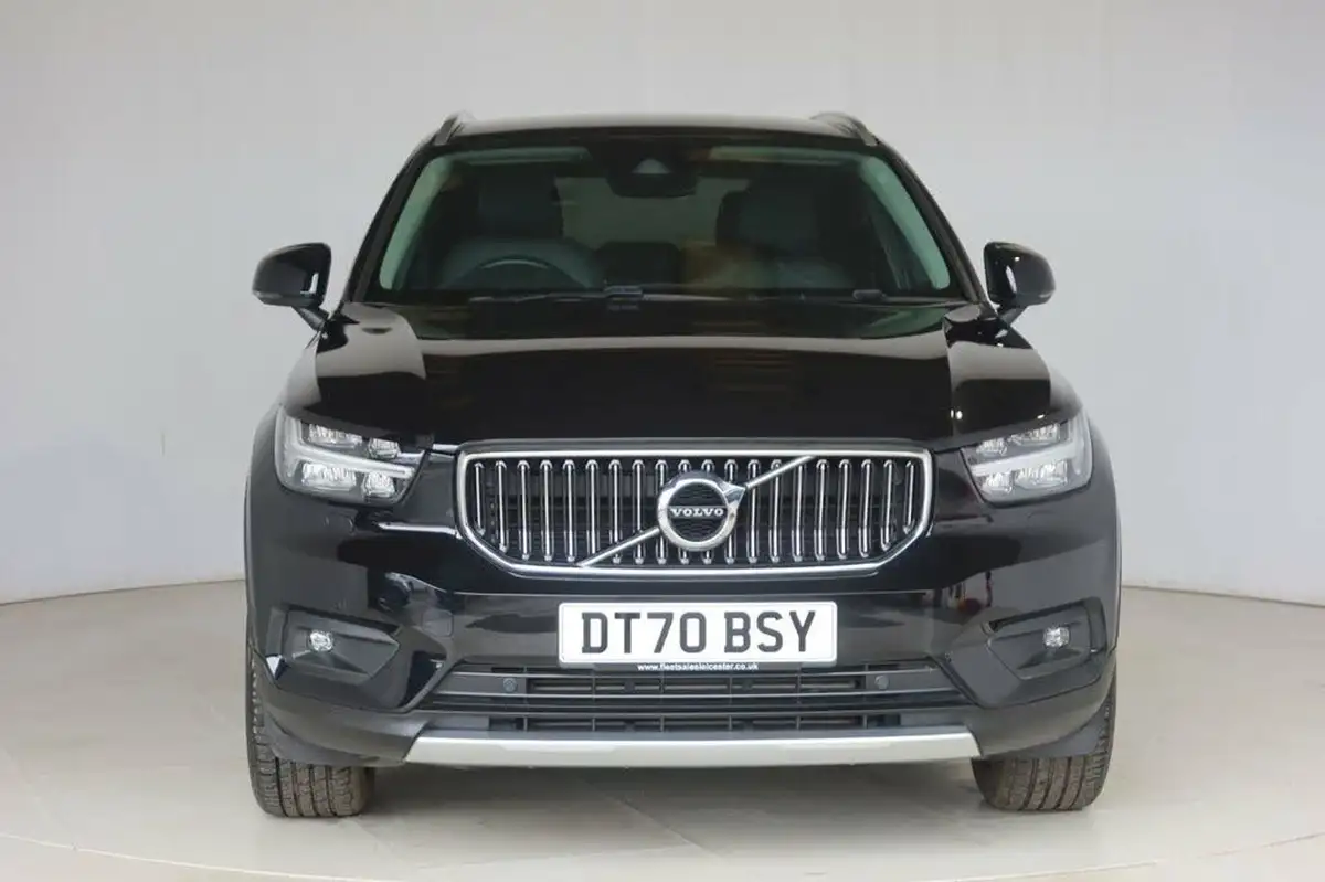 2021-volvo-xc40-15-t3-inscription-163bhp-big-10