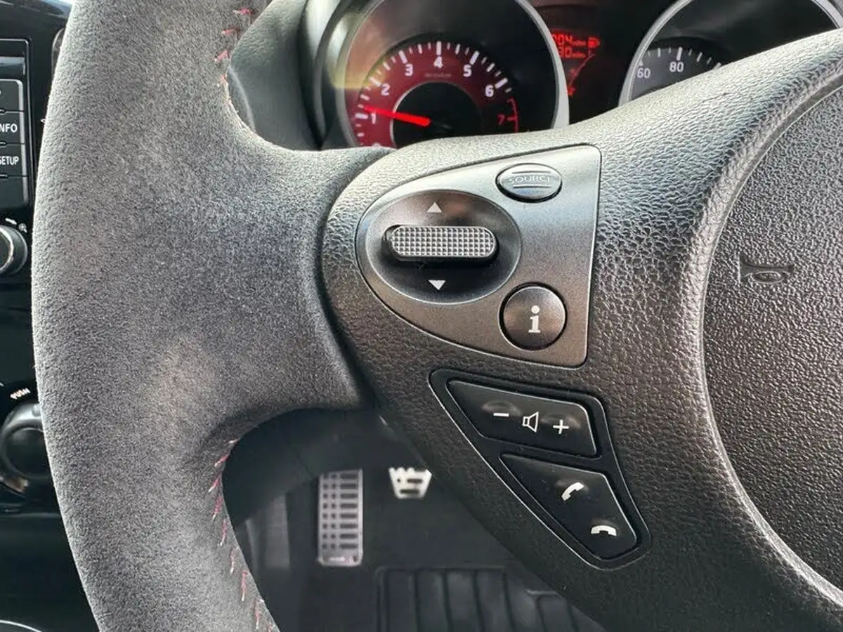 2013-nissan-juke-16-nismo-dig-t-big-33
