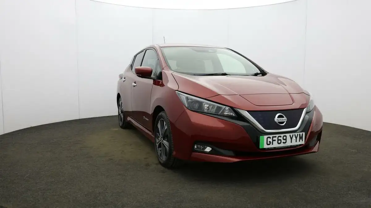 2019-nissan-leaf-e-n-connecta-big-36