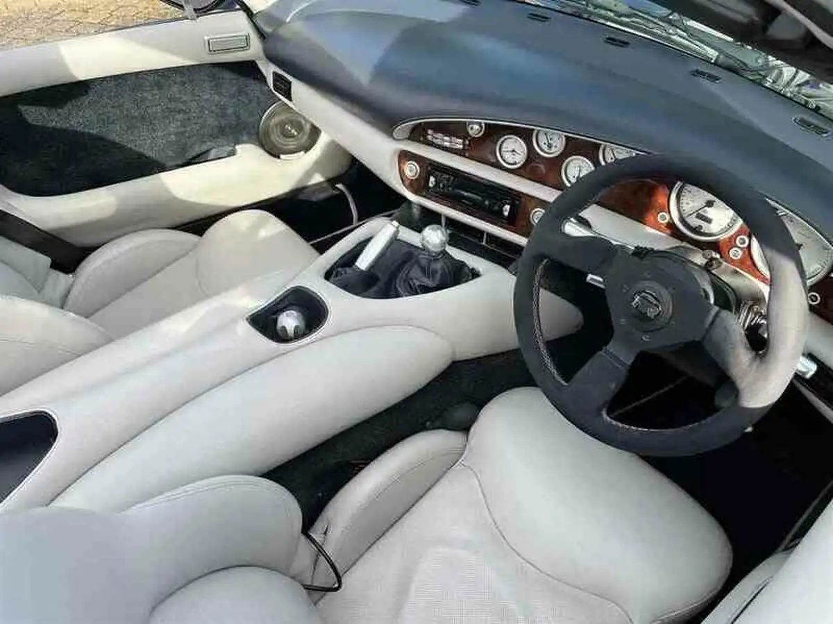 2002-tvr-chimaera-big-32