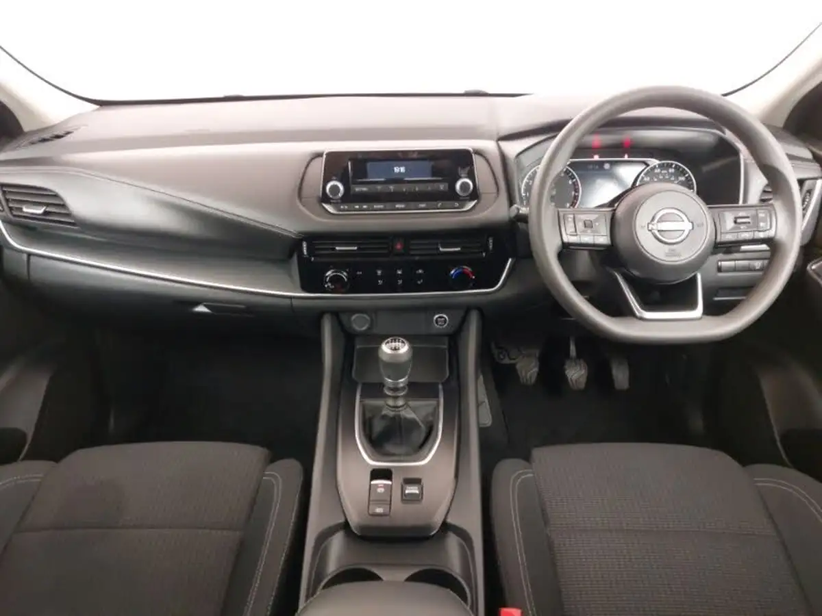2021-nissan-qashqai-13-dig-t-visia-big-2
