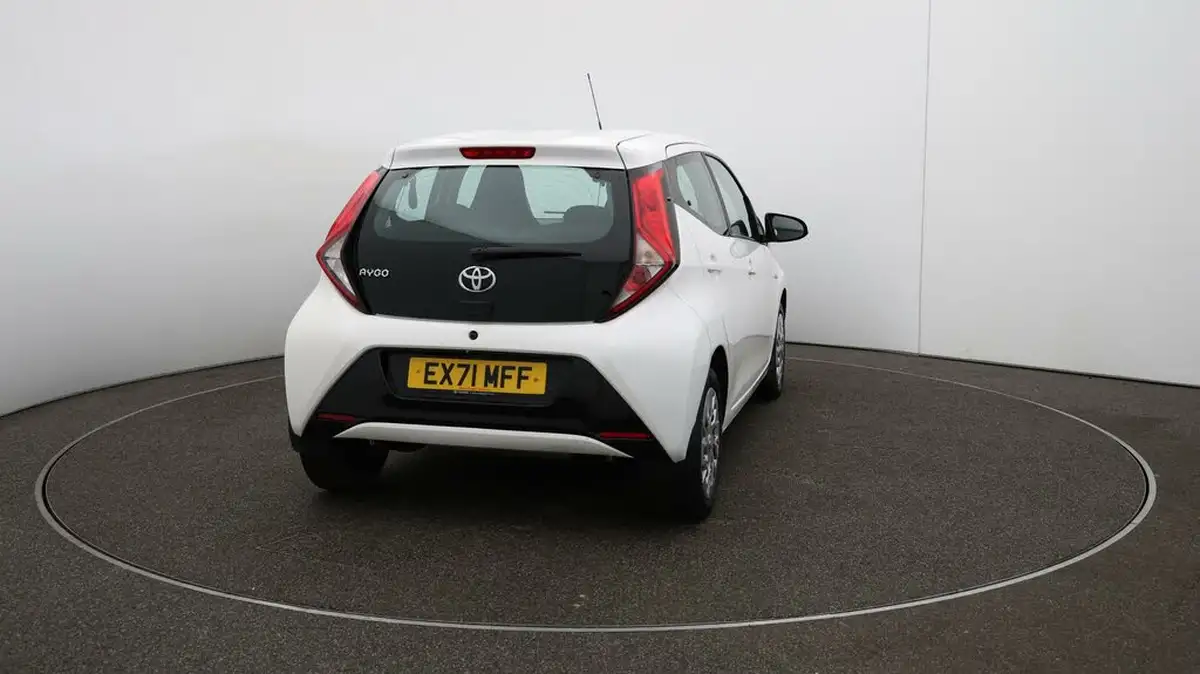 2021-toyota-aygo-10-vvt-i-x-play-tss-big-48