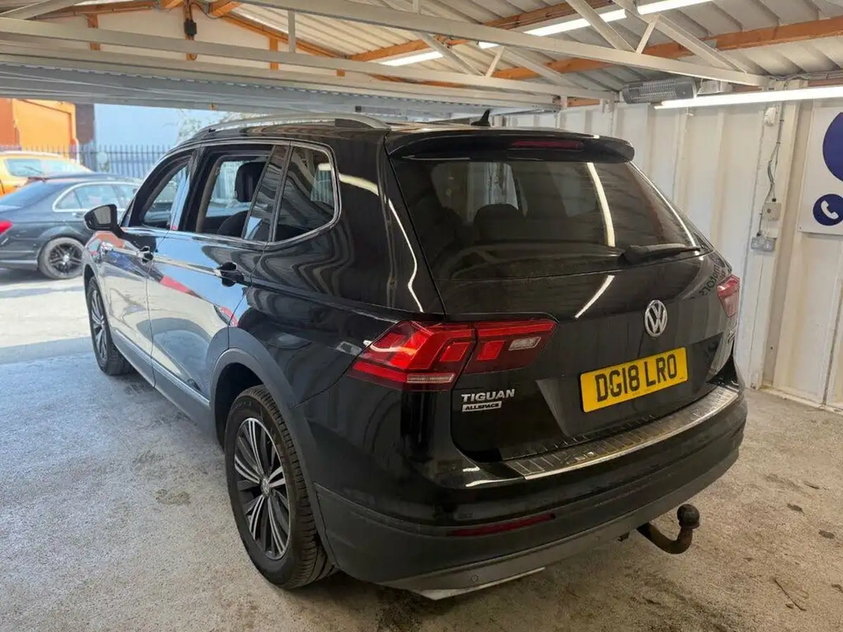 2018-volkswagen-tiguan-allspace-20tdi-se-nav-150ps-4motion-ss-dsg-big-3