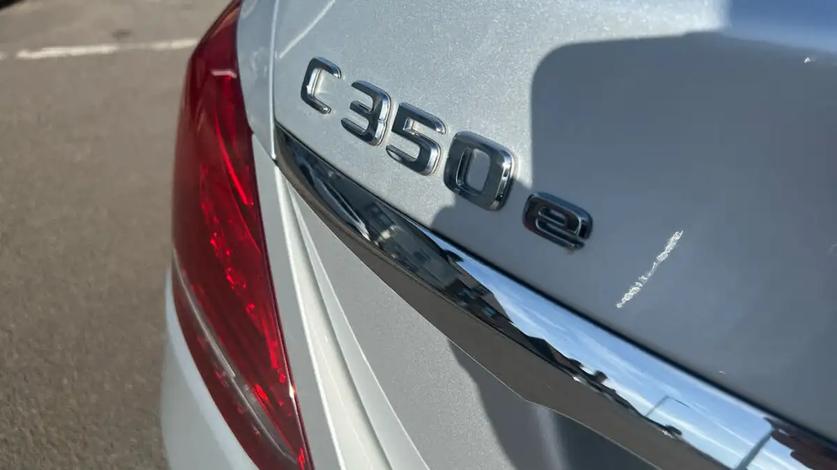 2017-mercedes-benz-c-class-20-c350e-sport-211ps-premiumss-saloon-4d-7g-tronic-big-17