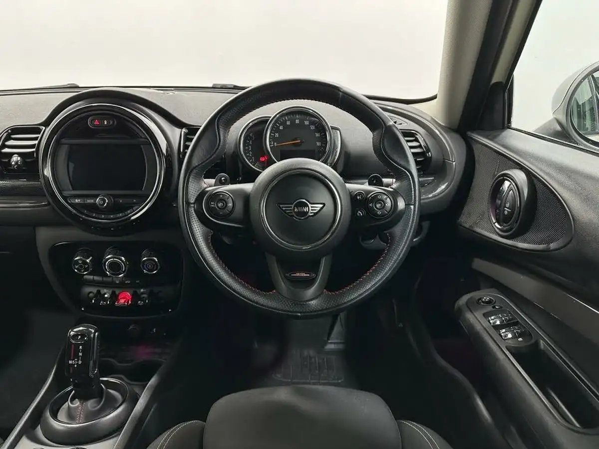2018-mini-clubman-20td-cooper-sd-sport-auto-big-10