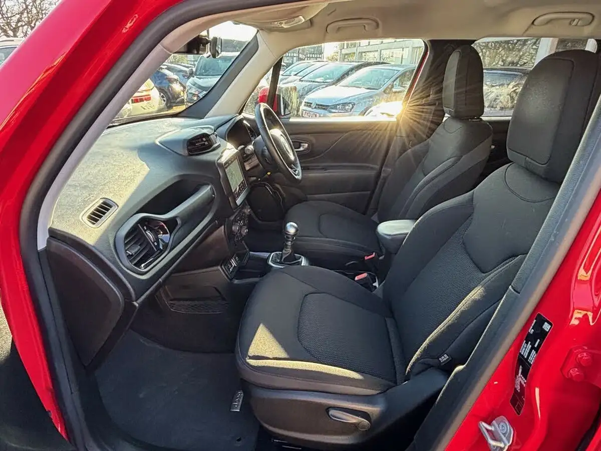 2020-jeep-renegade-10-gse-night-eagle-big-5