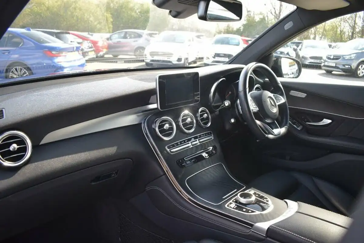 2019-mercedes-benz-glc-class-20-glc250-amg-night-edition-ss-big-18