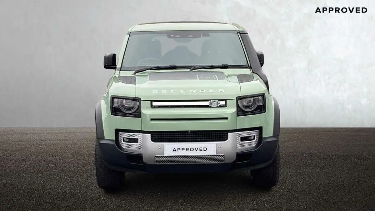 2023-land-rover-110-defender-30-d300-75th-edition-big-6