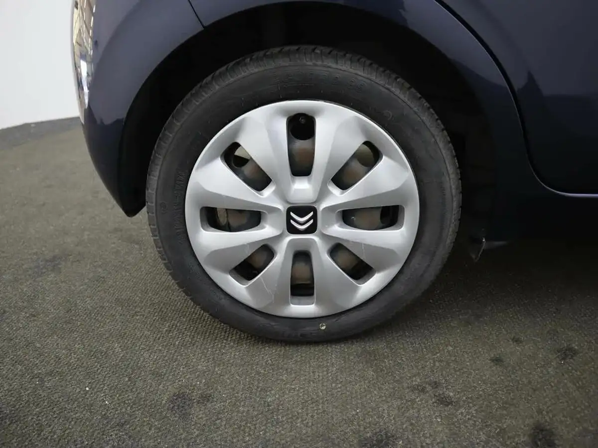 2018-citroen-c1-10-vti-feel-68ps-5d-big-5