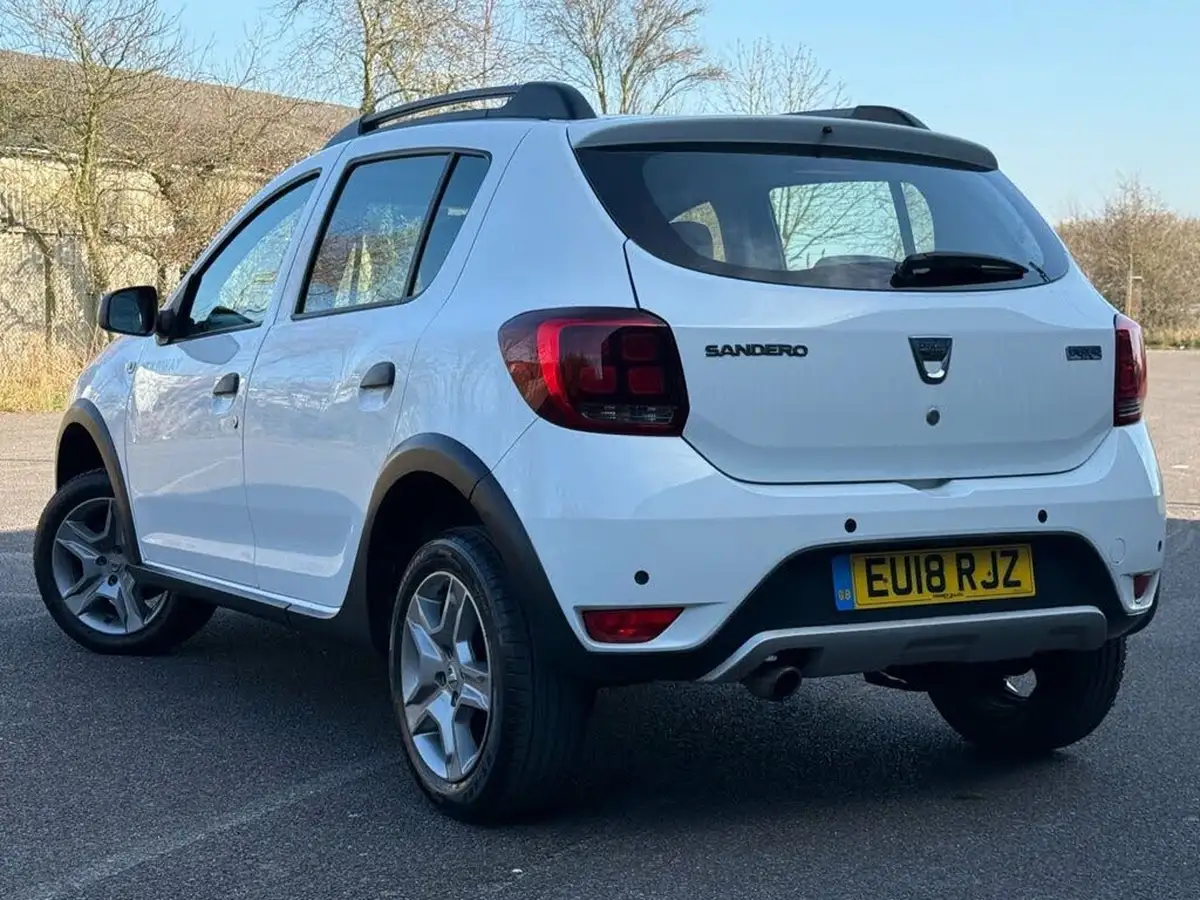 2018-dacia-sandero-stepway-09-tce-laureate-big-1