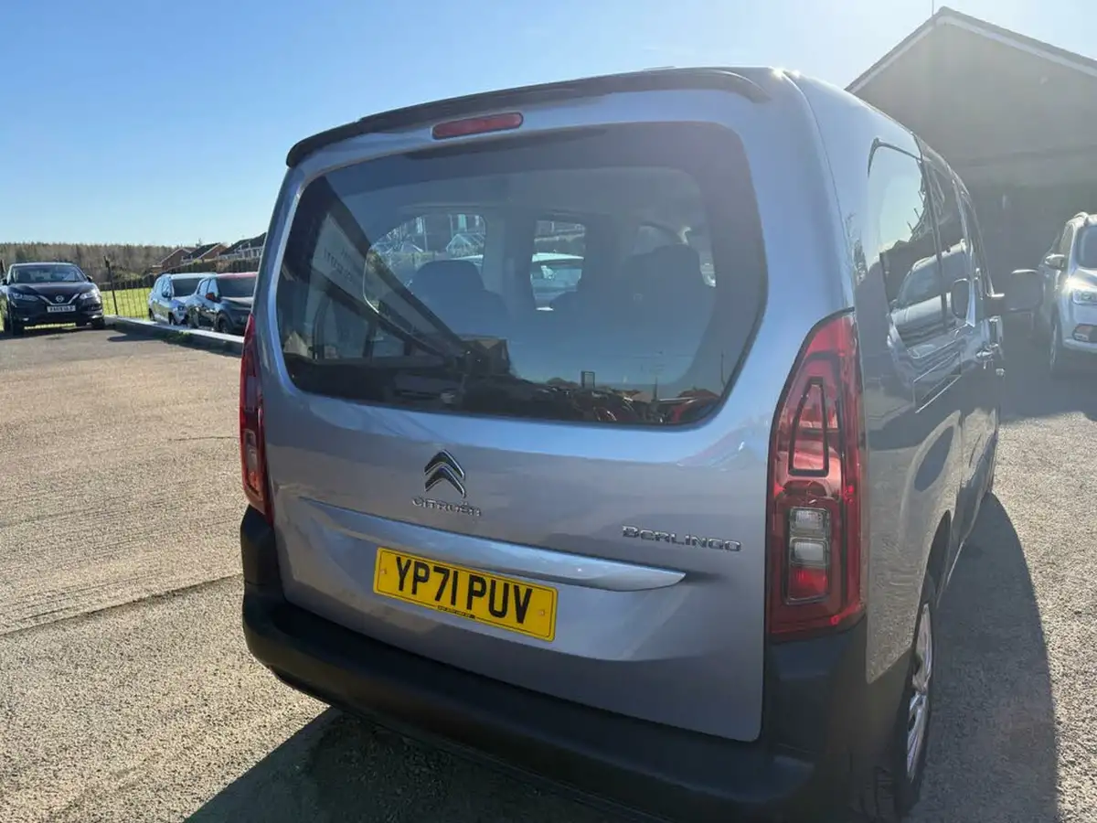 2022-citroen-berlingo-15bluehdi-feel-xl-size-100ps-big-4