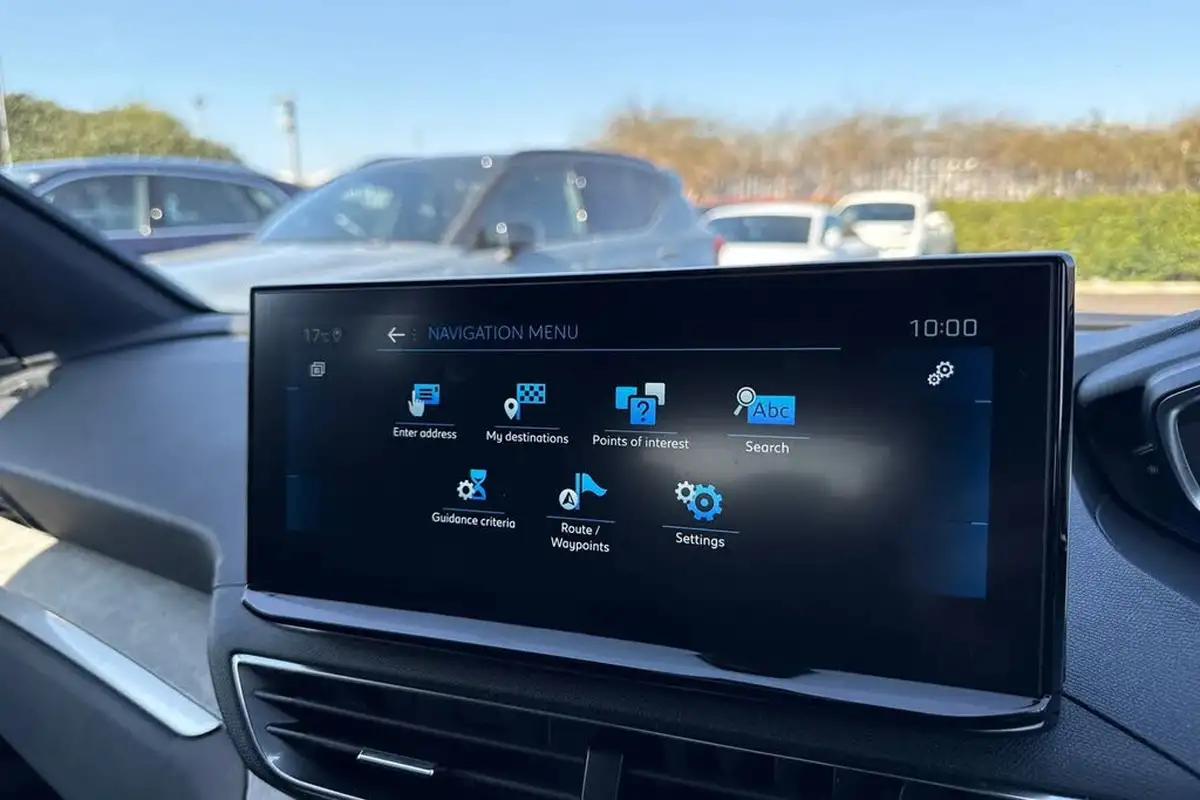 2024-peugeot-3008-suv-12-puretech-gt-136ps-hybrid-e-dsc6-big-53