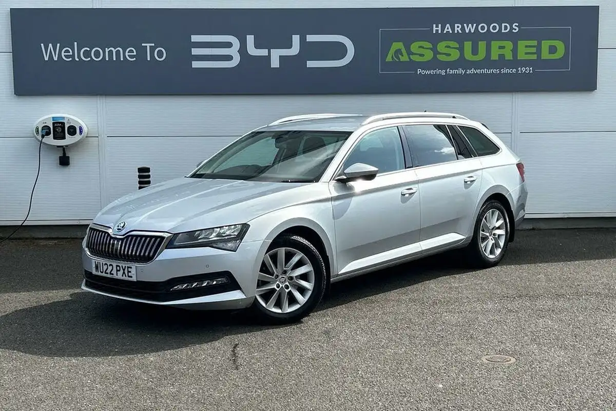 2022-skoda-superb-20tdi-se-technology-estate-dsg-big-13