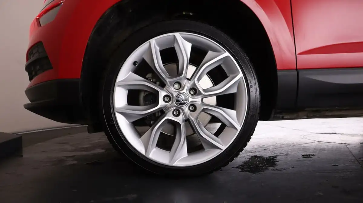 2020-skoda-karoq-15-tsi-edition-dsg-big-18