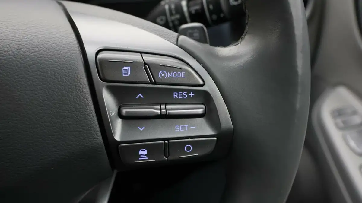 2019-hyundai-kona-e-premium-se-64kwh-big-21
