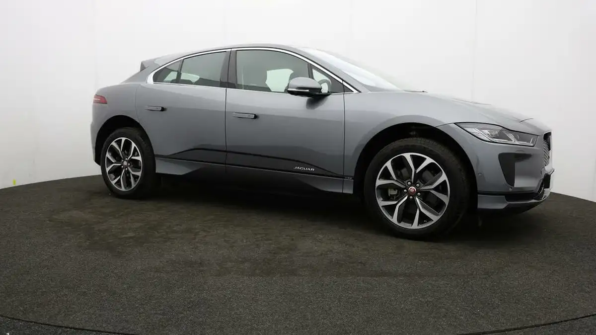 2021-jaguar-i-pace-ev400-hse-big-39