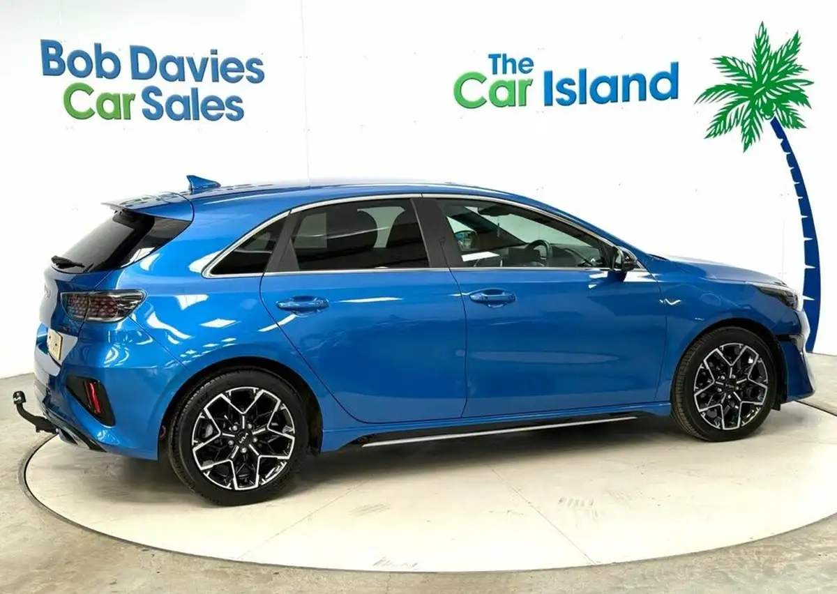 2022-kia-ceed-15-t-gdi-gt-line-big-9
