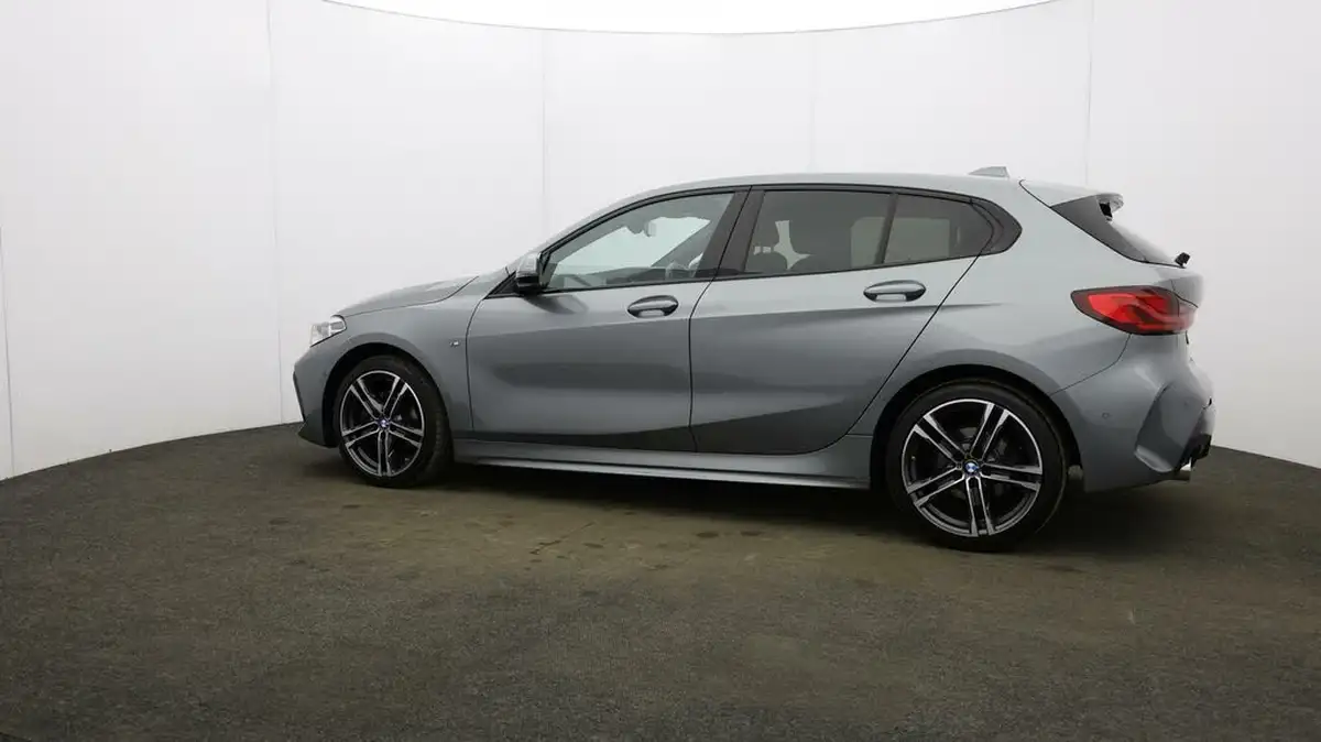 2023-bmw-1-series-15-118i-m-sport-lcp-big-56