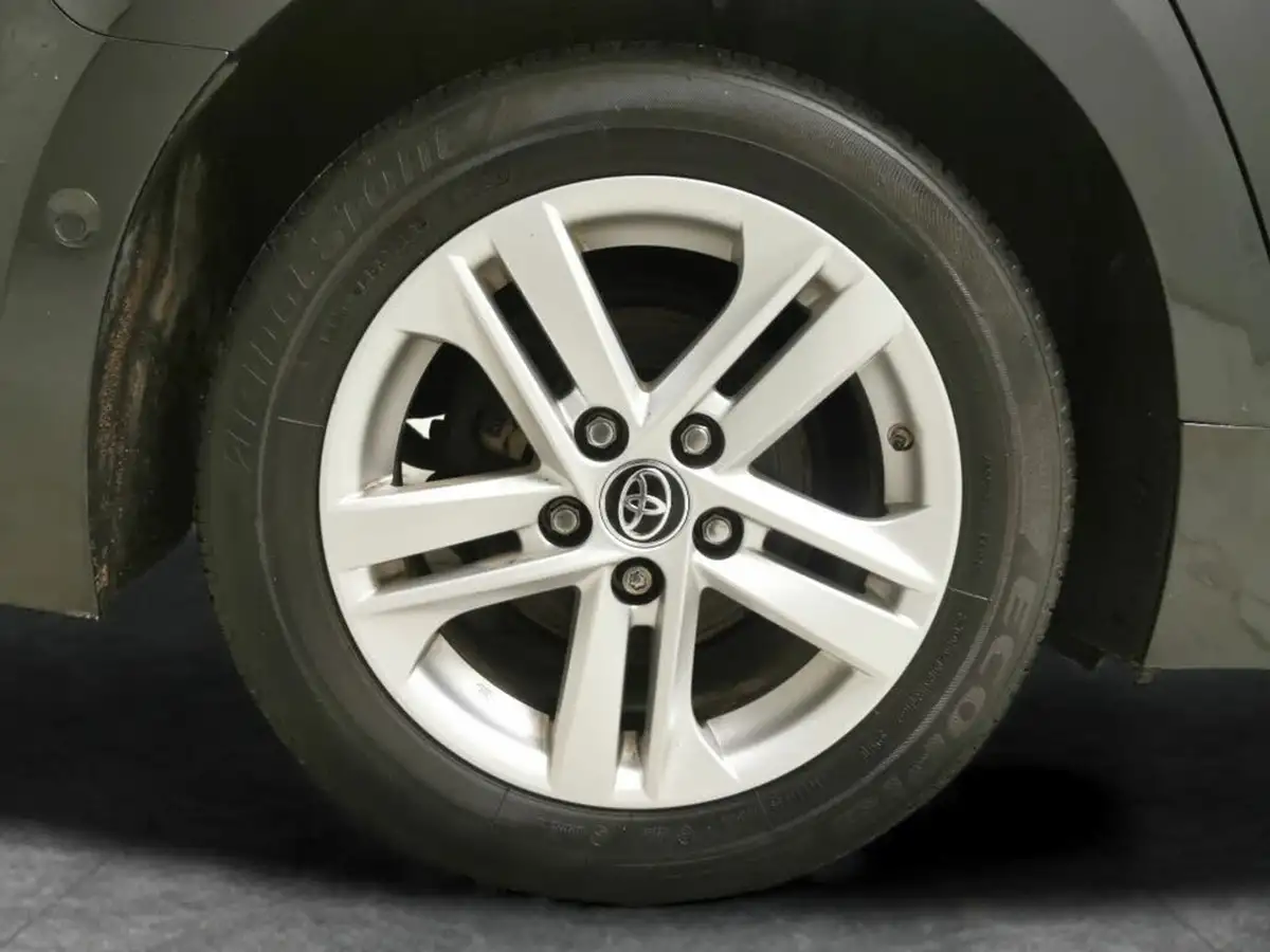 2021-toyota-corolla-18-vvt-i-icon-tech-spare-wheel-touring-sports-5d-big-22