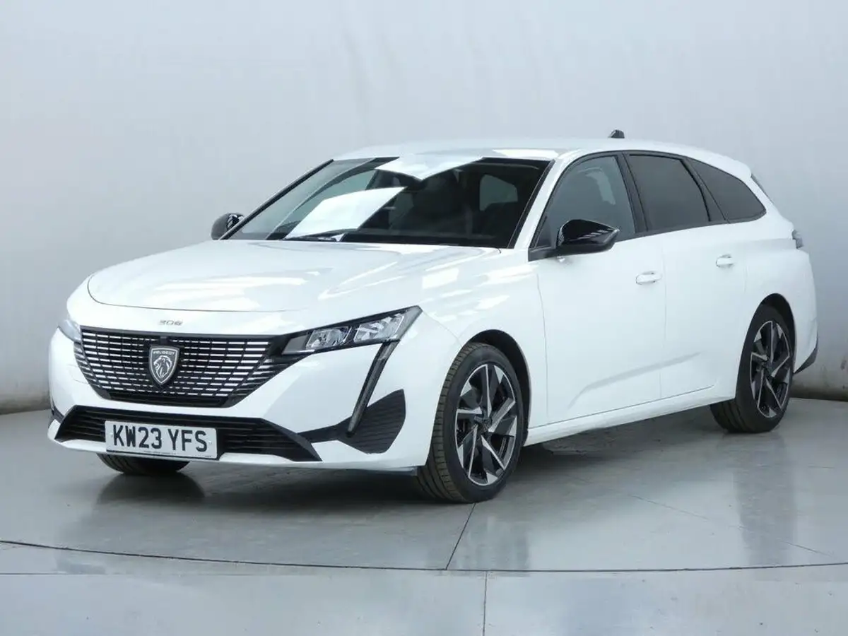 2023-peugeot-308-sw-12-puretech-allure-premium-130ps-big-3