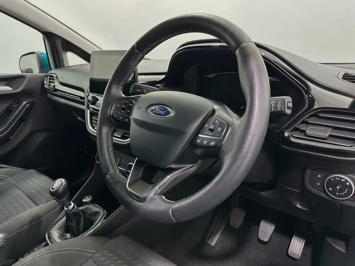 2018-ford-fiesta-10t-titanium-100ps-5d-big-8