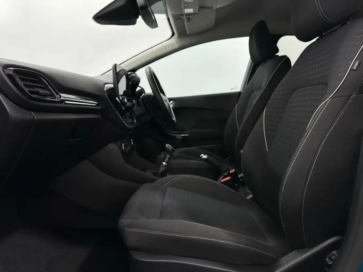2018-ford-fiesta-10t-titanium-100ps-5d-big-32