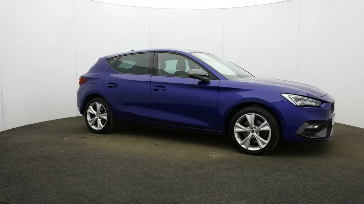 2020-seat-leon-14-e-hybrid-fr-hatchback-big-42