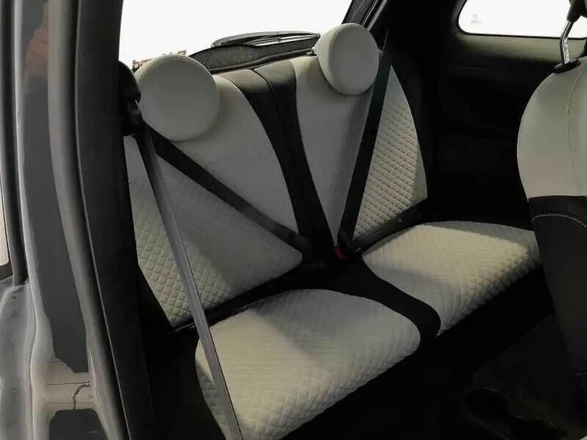 2022-fiat-500-10-dolcevita-big-7