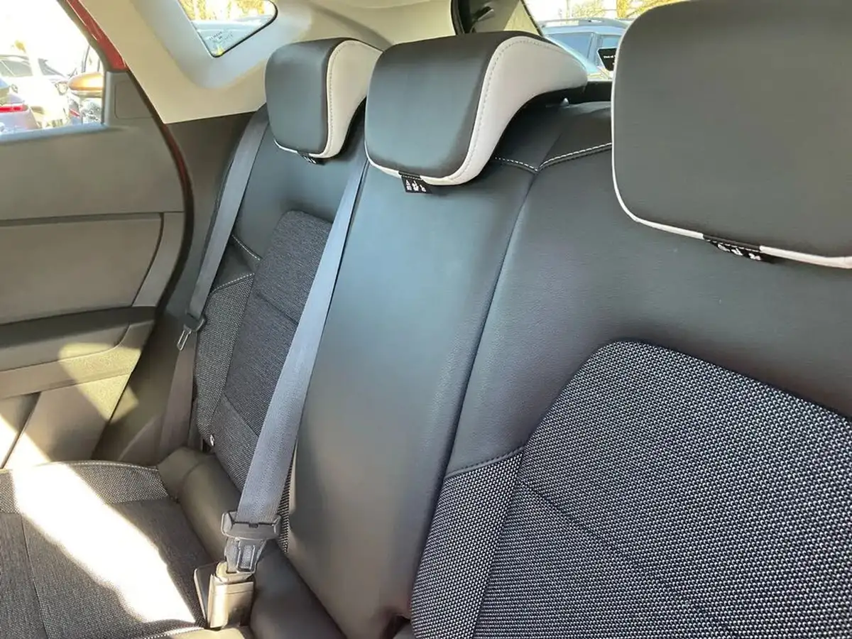 2021-renault-captur-16-s-edition-145ps-hybrid-big-17