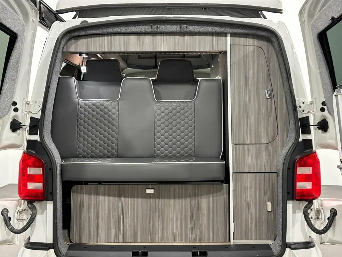 2016-volkswagen-transporter-20tdi-t32-highline-bmt-102ps-swb-panel-van-big-62