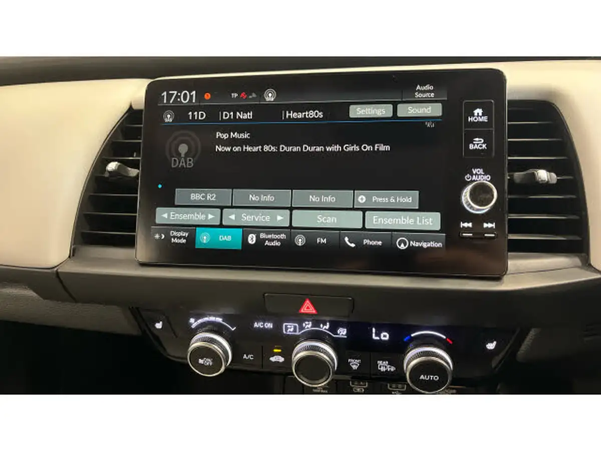2022-honda-jazz-15-i-mmd-ex-107ps-big-11